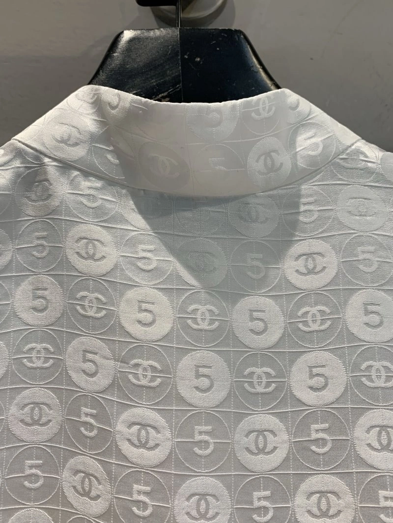 Chanel Outwear Comfortable 108173