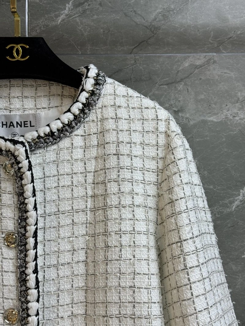 Chanel Outwear SoftTouch 108153