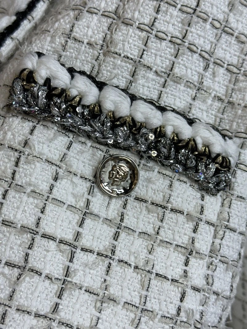 Chanel Outwear SoftTouch 108153