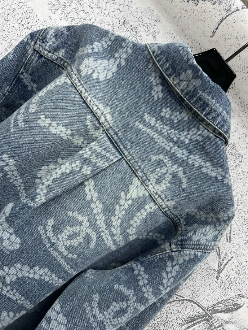 SunProtective Chanel Outwear 108172