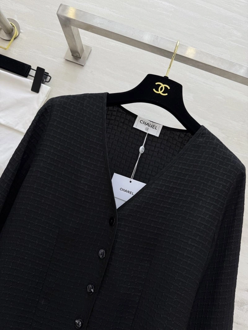 Chanel Outwear Breathable 108140