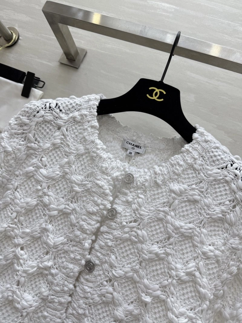 QuickDry Chanel Outwear 108139