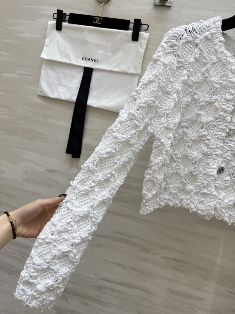 QuickDry Chanel Outwear 108139