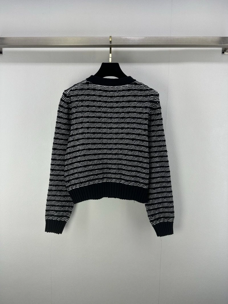 Chanel Outwear Sophisticated 108143