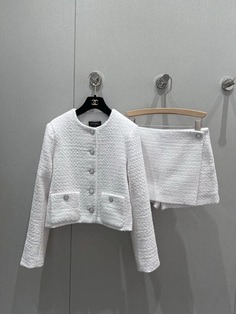 Chanel Outwear Upgraded 108137