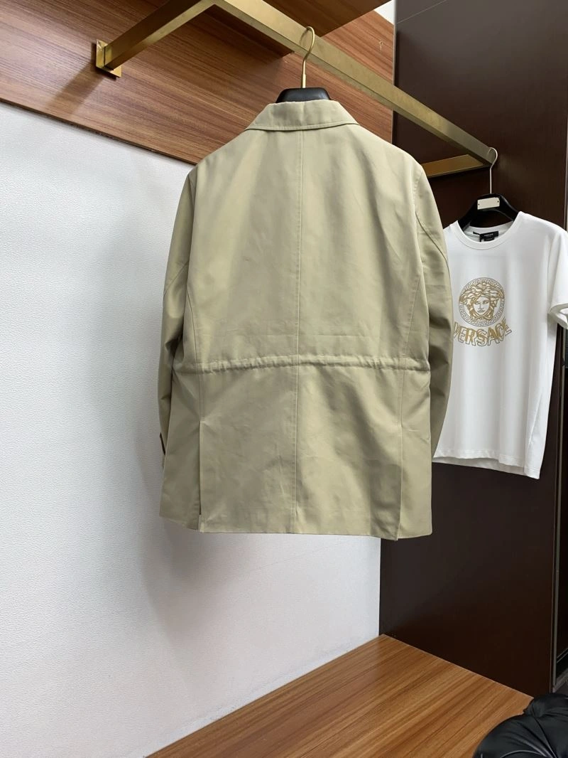 Fashionable Chanel Outwear 111272