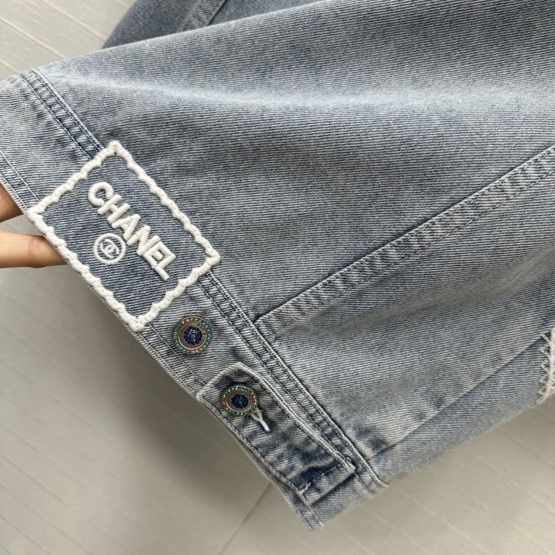 Casual Chanel Outwear 109778