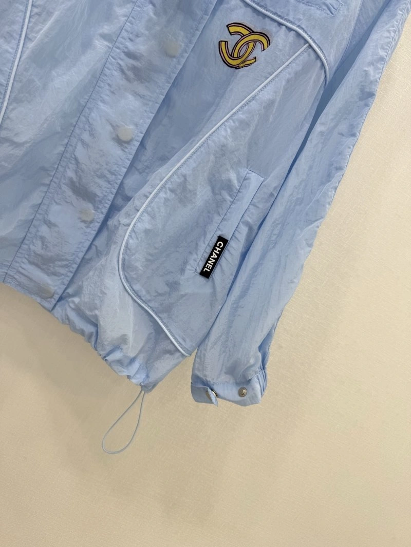 Chanel Outwear Fashionable 109782