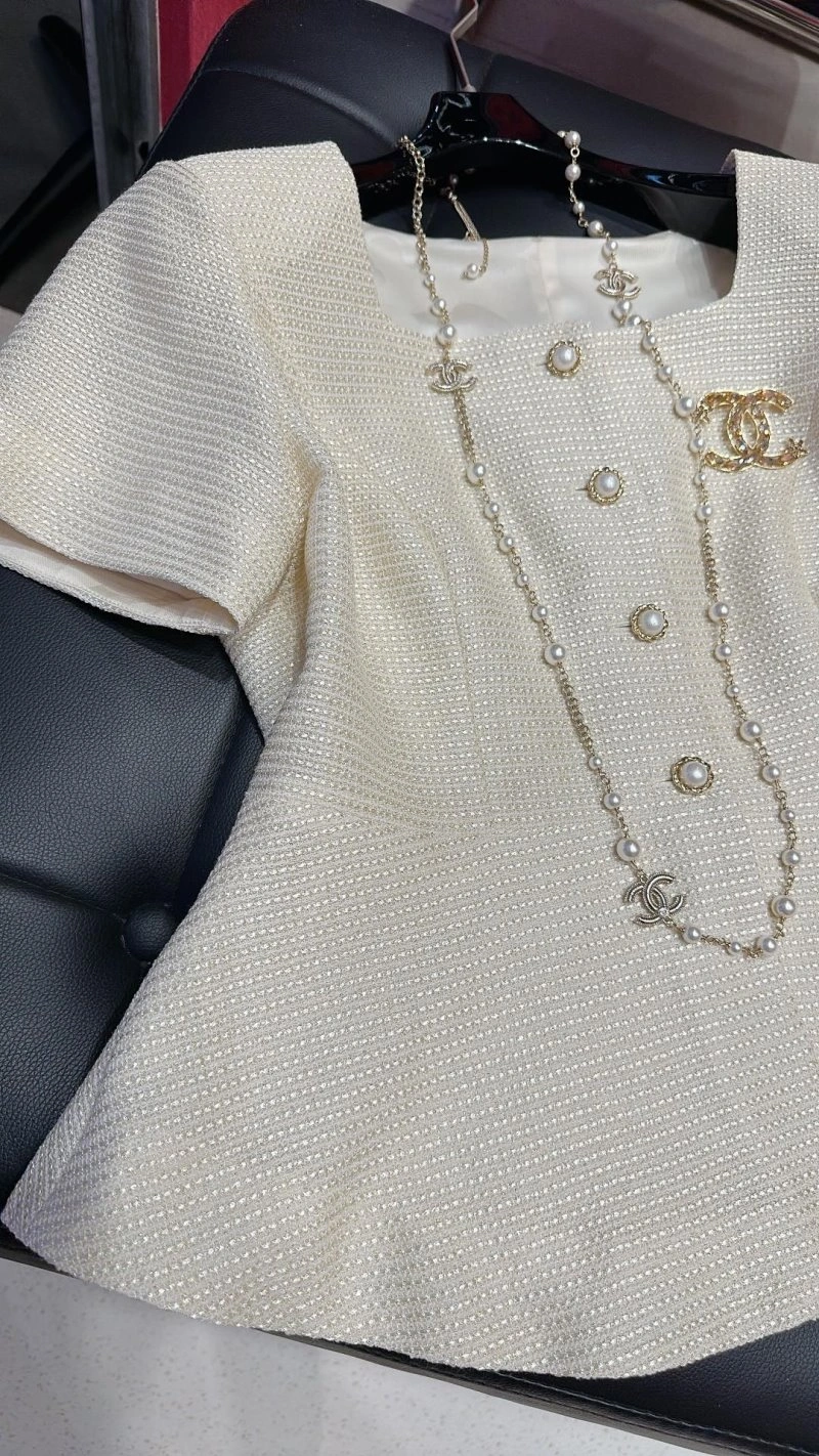 HighPerformance Chanel Outwear 109790