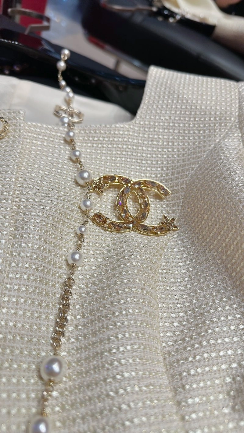 HighPerformance Chanel Outwear 109790