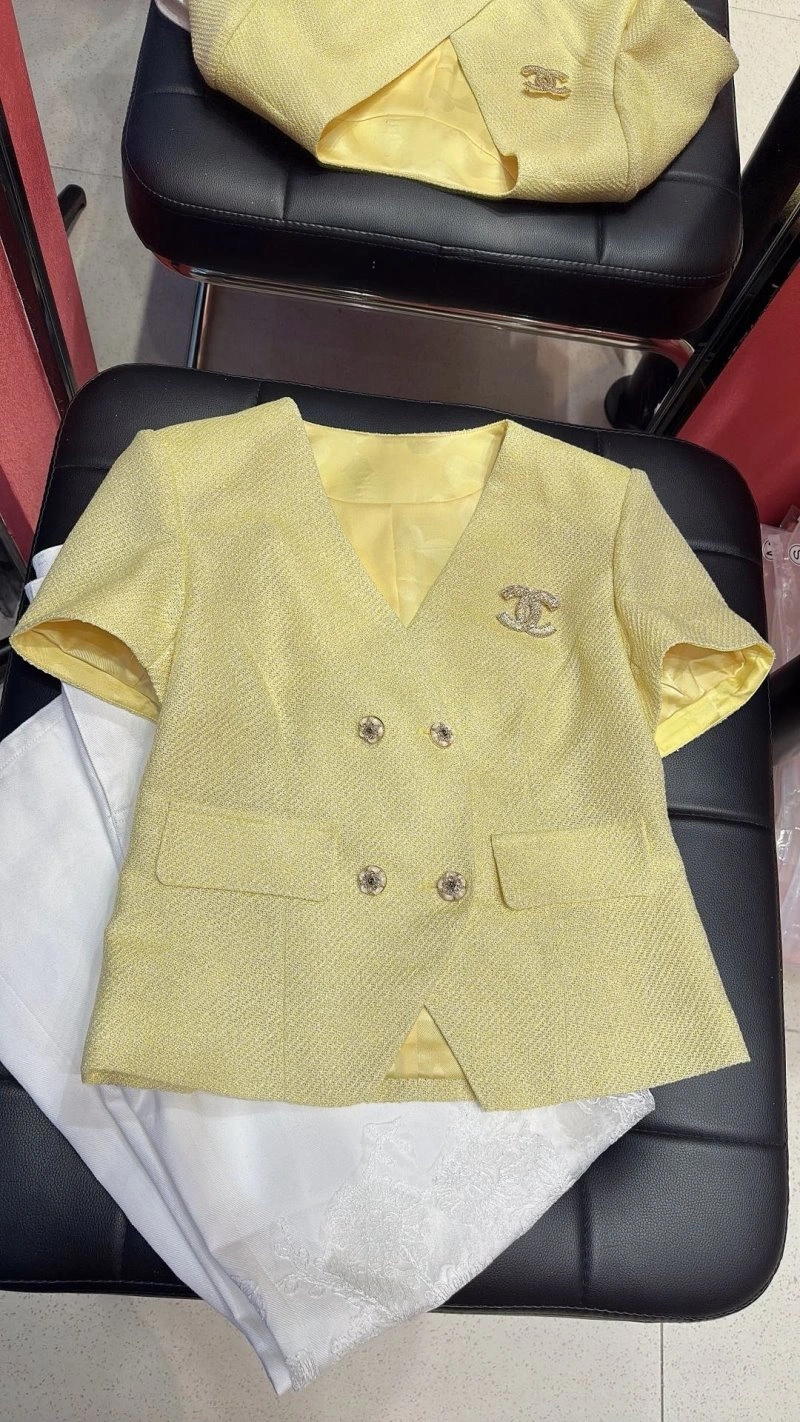 WrinkleFree Chanel Outwear 109802