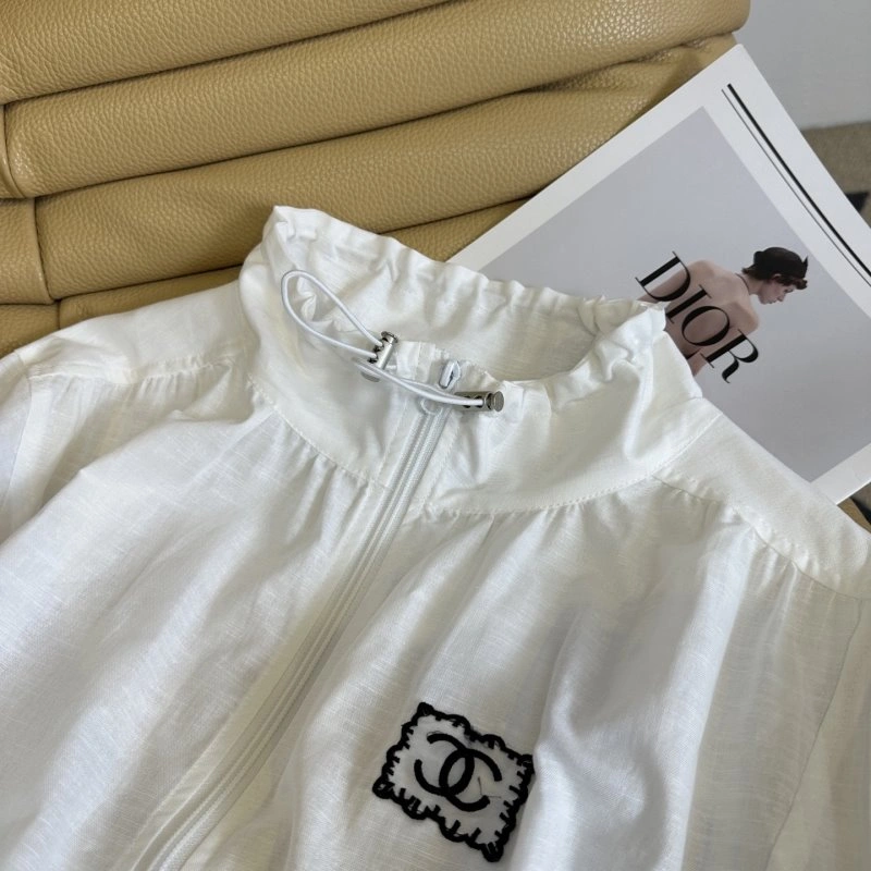 EyeCatching Chanel Outwear 109800