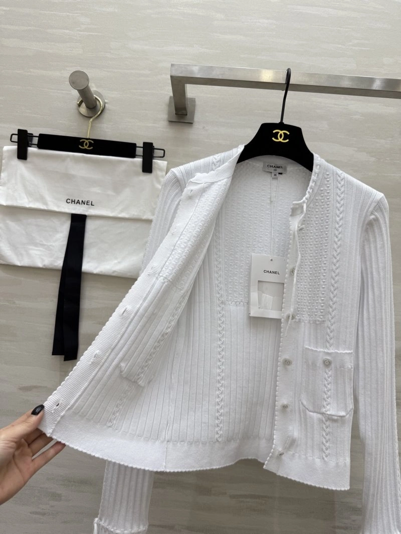 Chanel Outwear Sporty 109777