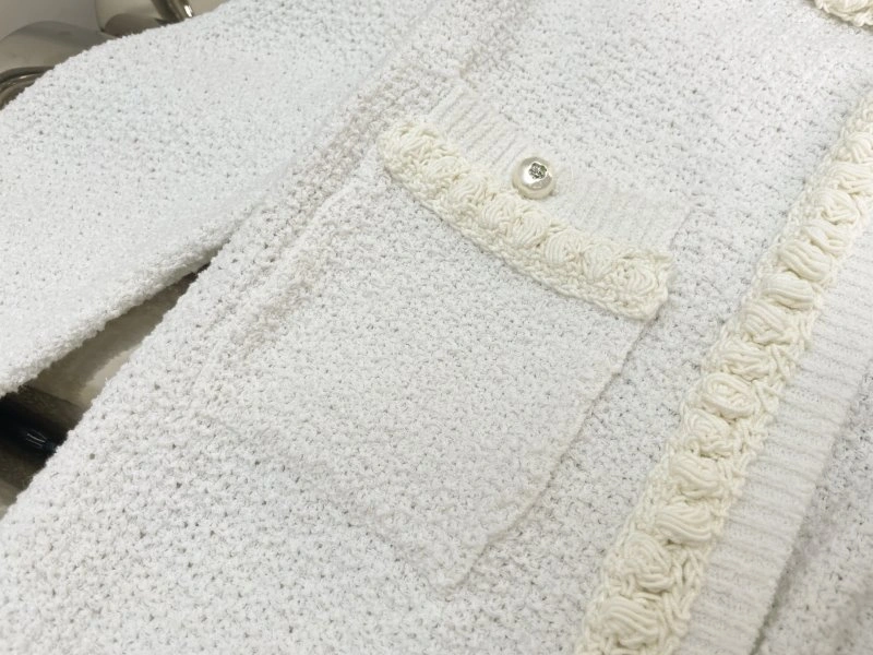 Chanel Outwear Sophisticated 109465