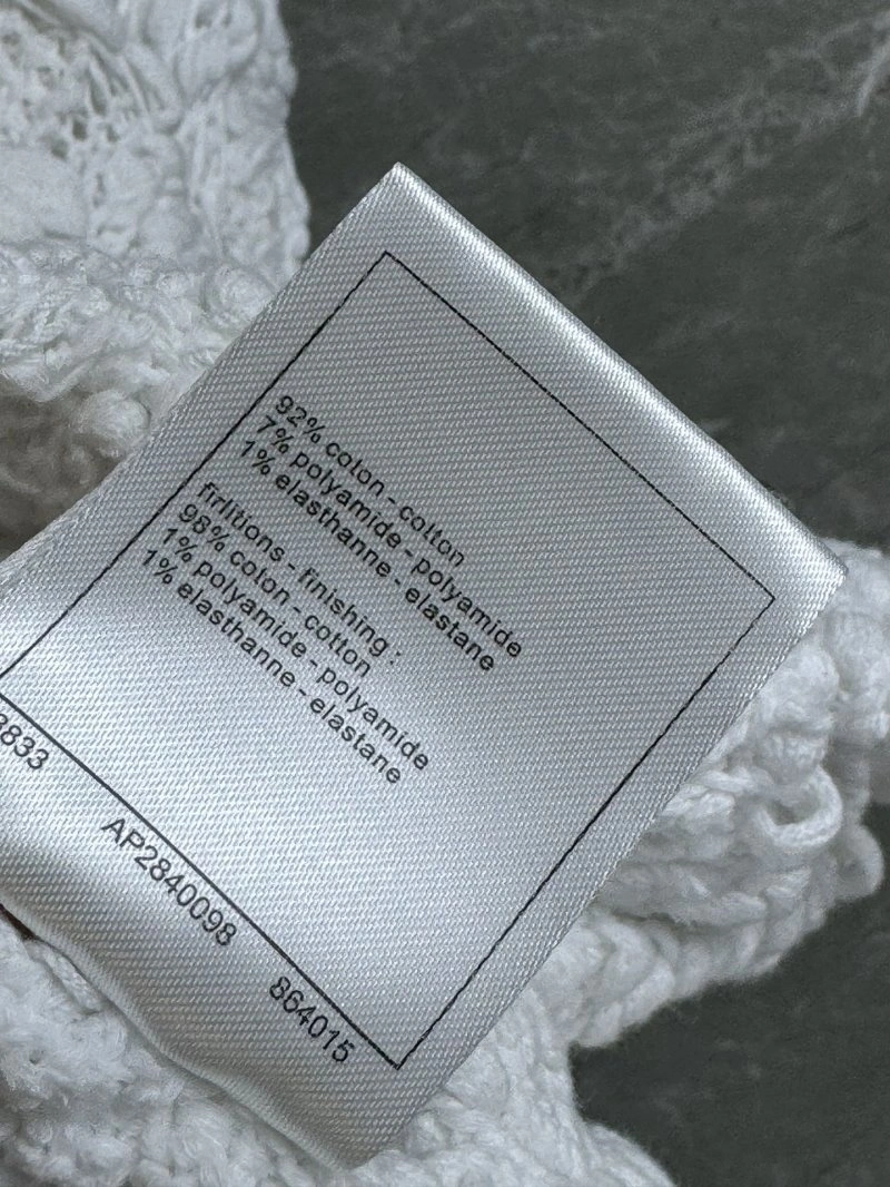 FashionForward Chanel Outwear 109444