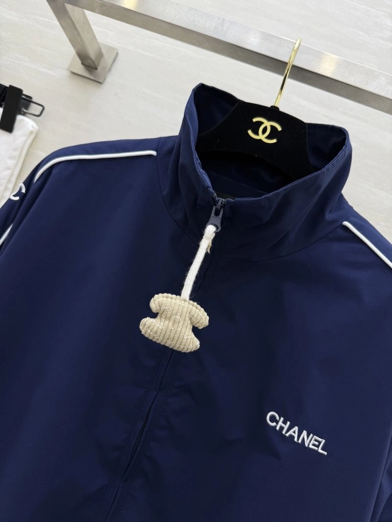 Chanel Outwear EyeCatching 109447