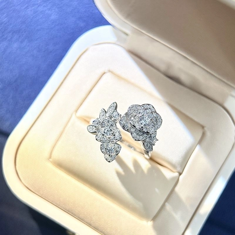 Sporty Chanel Rings 218795