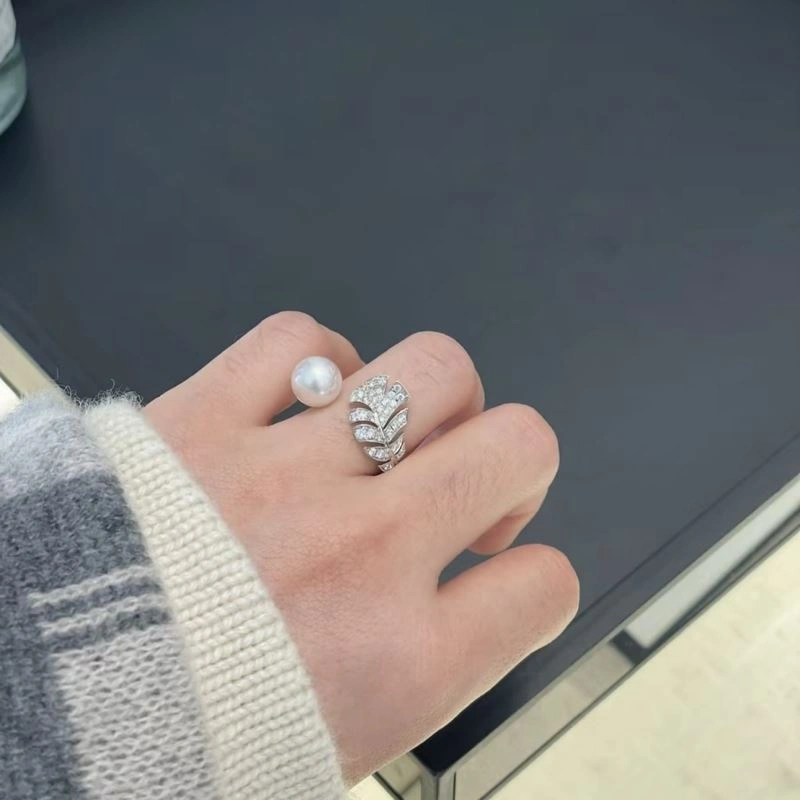 Contemporary Chanel Rings 231431