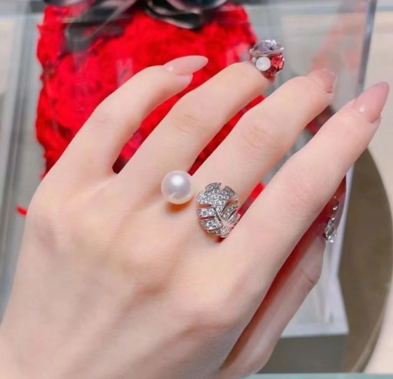 Contemporary Chanel Rings 231431
