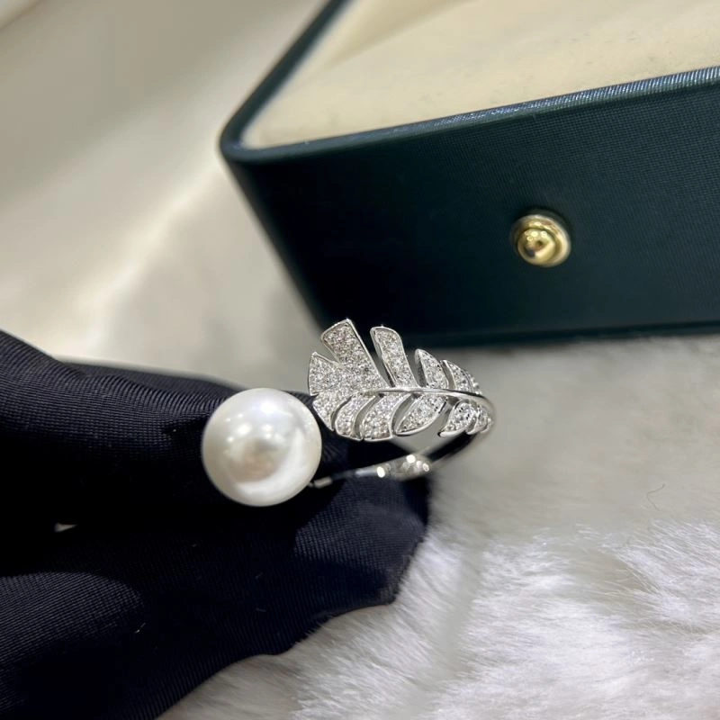 Contemporary Chanel Rings 231431