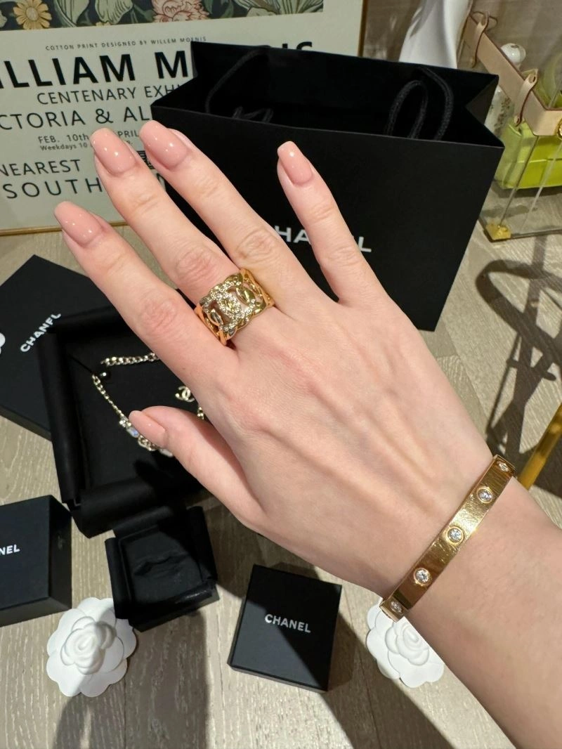Chanel Rings Comfortable 229399