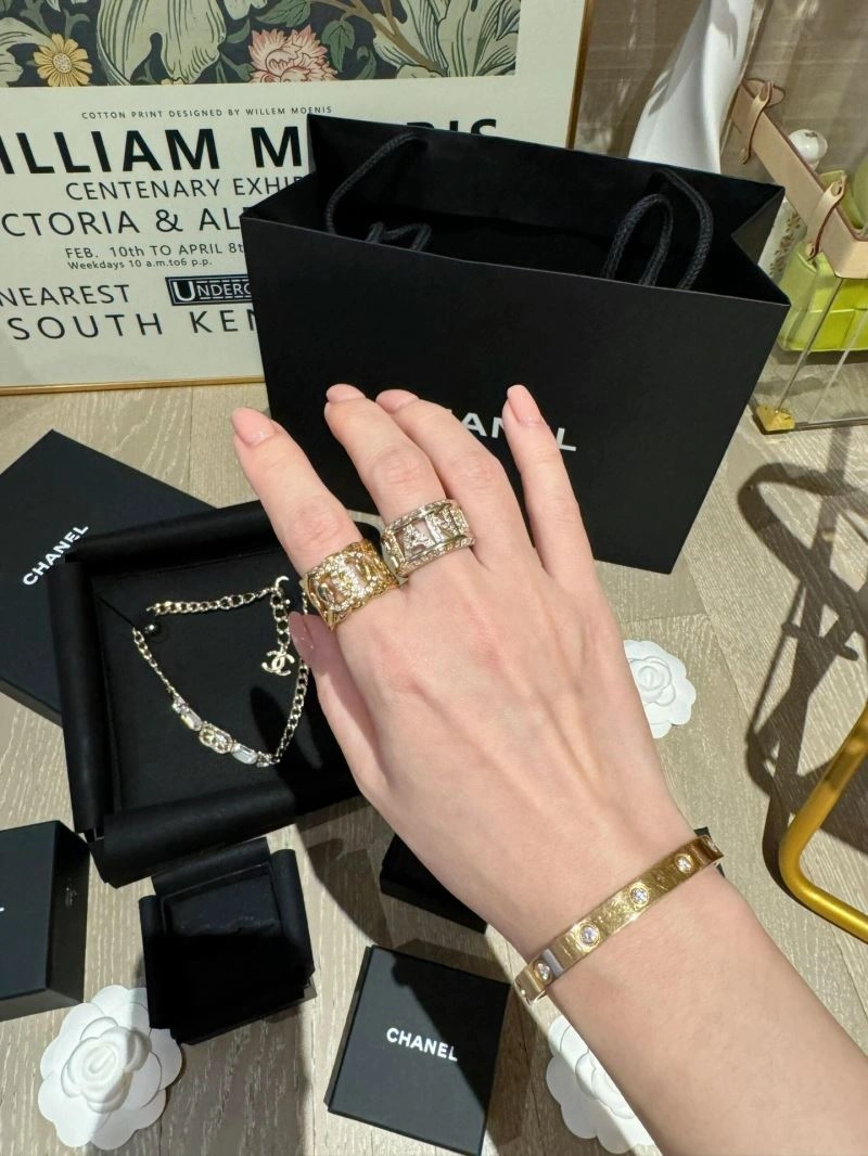 Chanel Rings Comfortable 229399