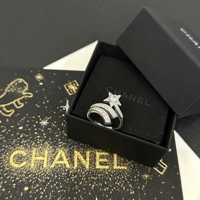 Chic Chanel Rings 228427