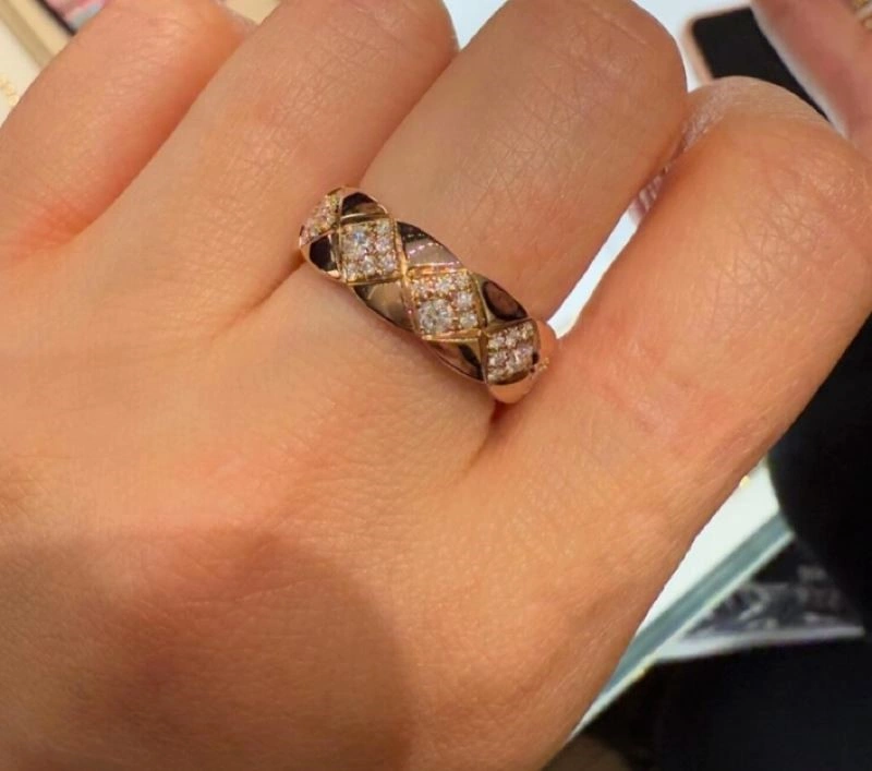 Comfortable Chanel Rings 224557