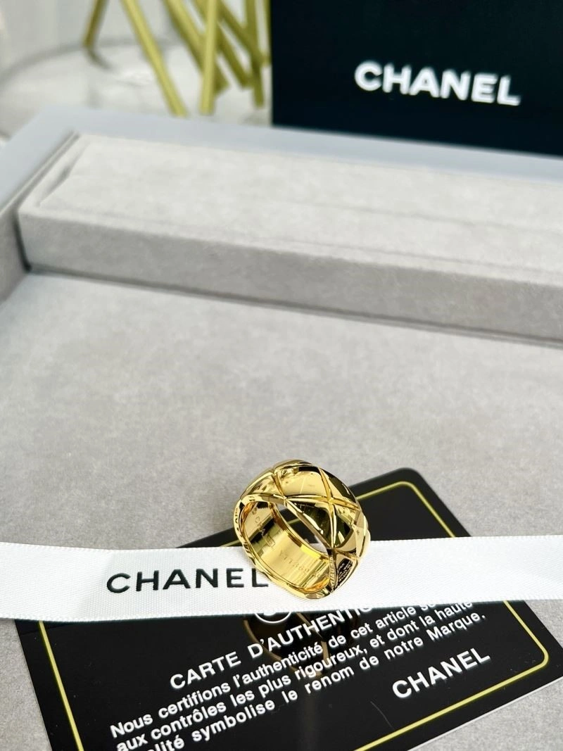 Sleek Chanel Rings 223281