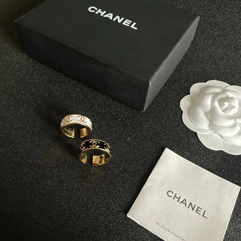 MoistureWicking Chanel Rings 222015