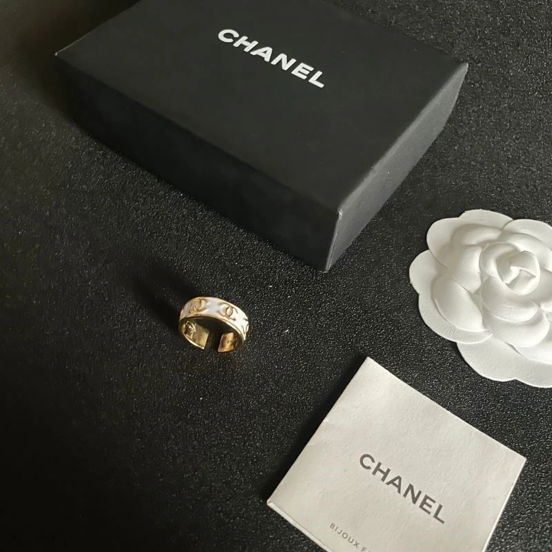 MoistureWicking Chanel Rings 222015