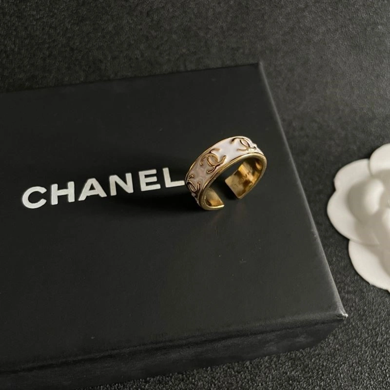 MoistureWicking Chanel Rings 222015