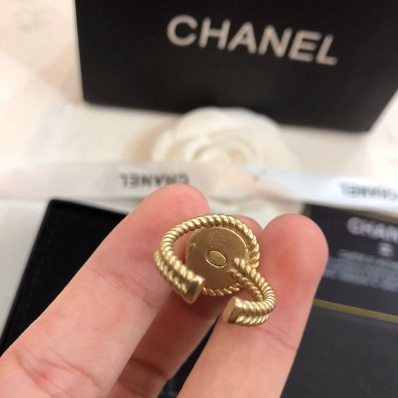 Chic Chanel Rings 220575