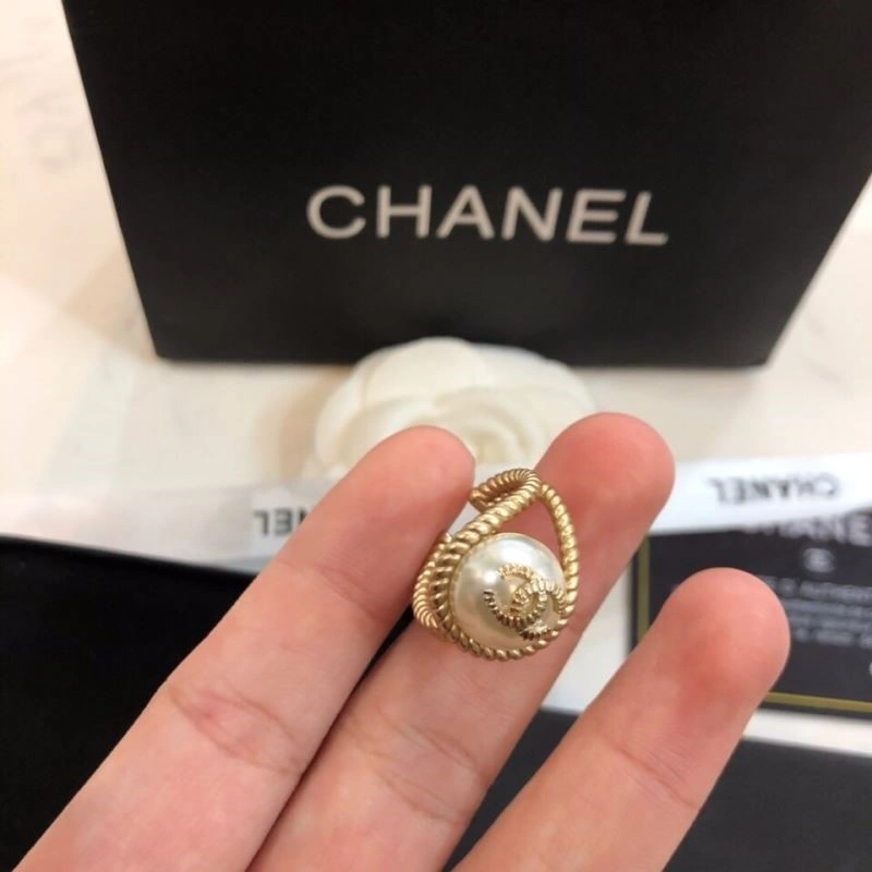 Chic Chanel Rings 220575