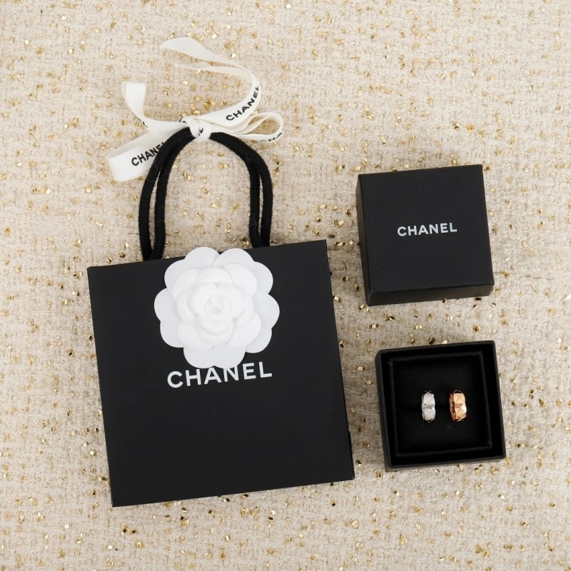 Sustainable Chanel Rings 220558