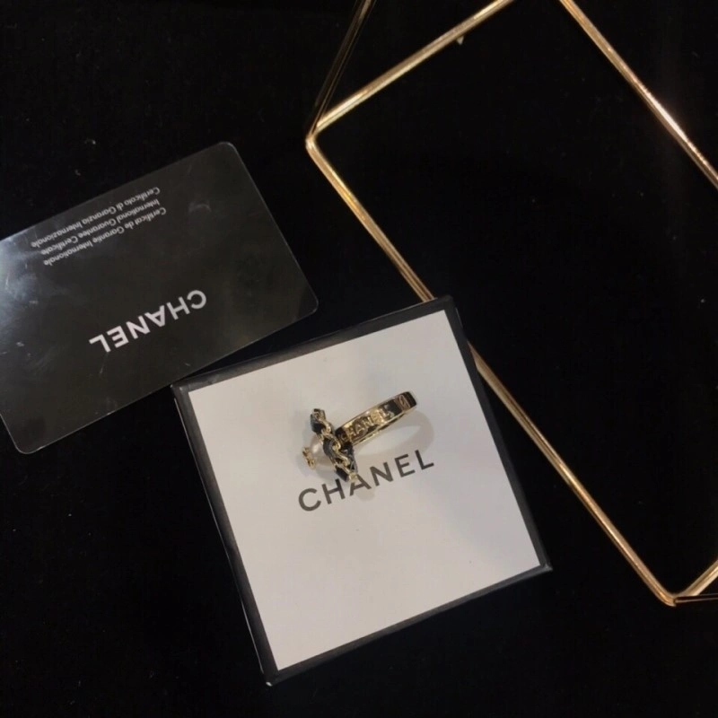 EyeCatching Chanel Rings 220498