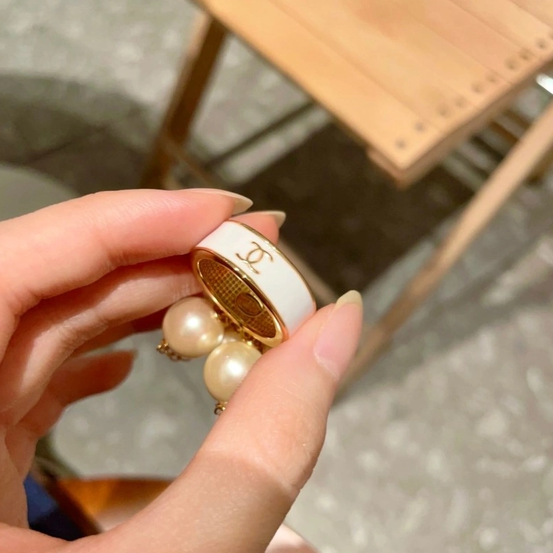 Tailored Chanel Rings 218823
