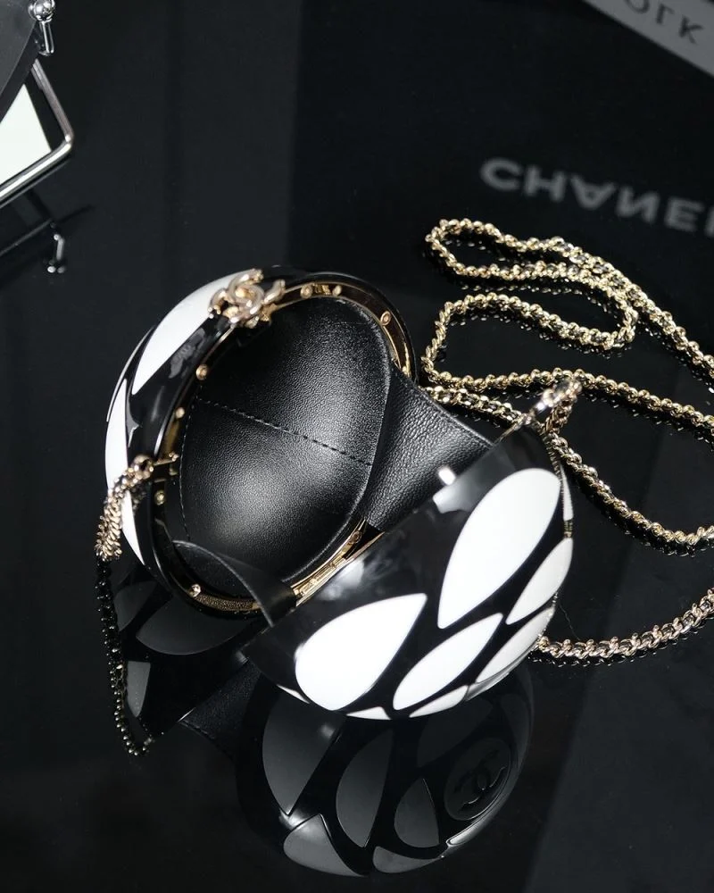 Chanel Round Satchel Lightweight 54835