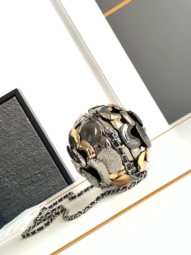 Chanel Round Satchel Bold 54824
