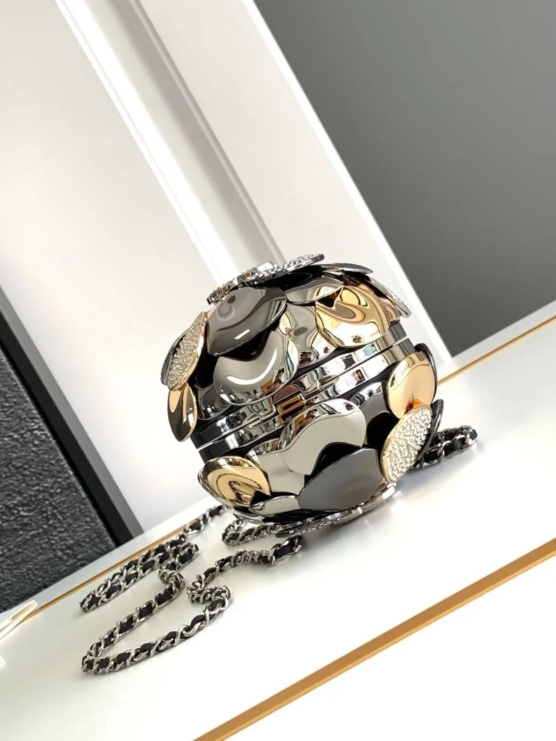 Chanel Round Satchel Bold 54824