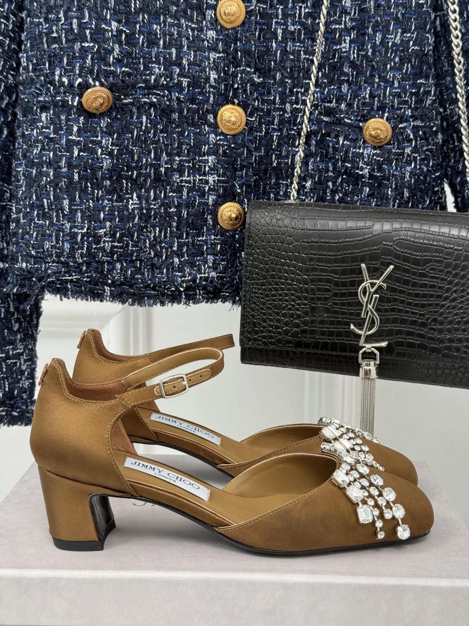 Compact Chanel Sandals 18464