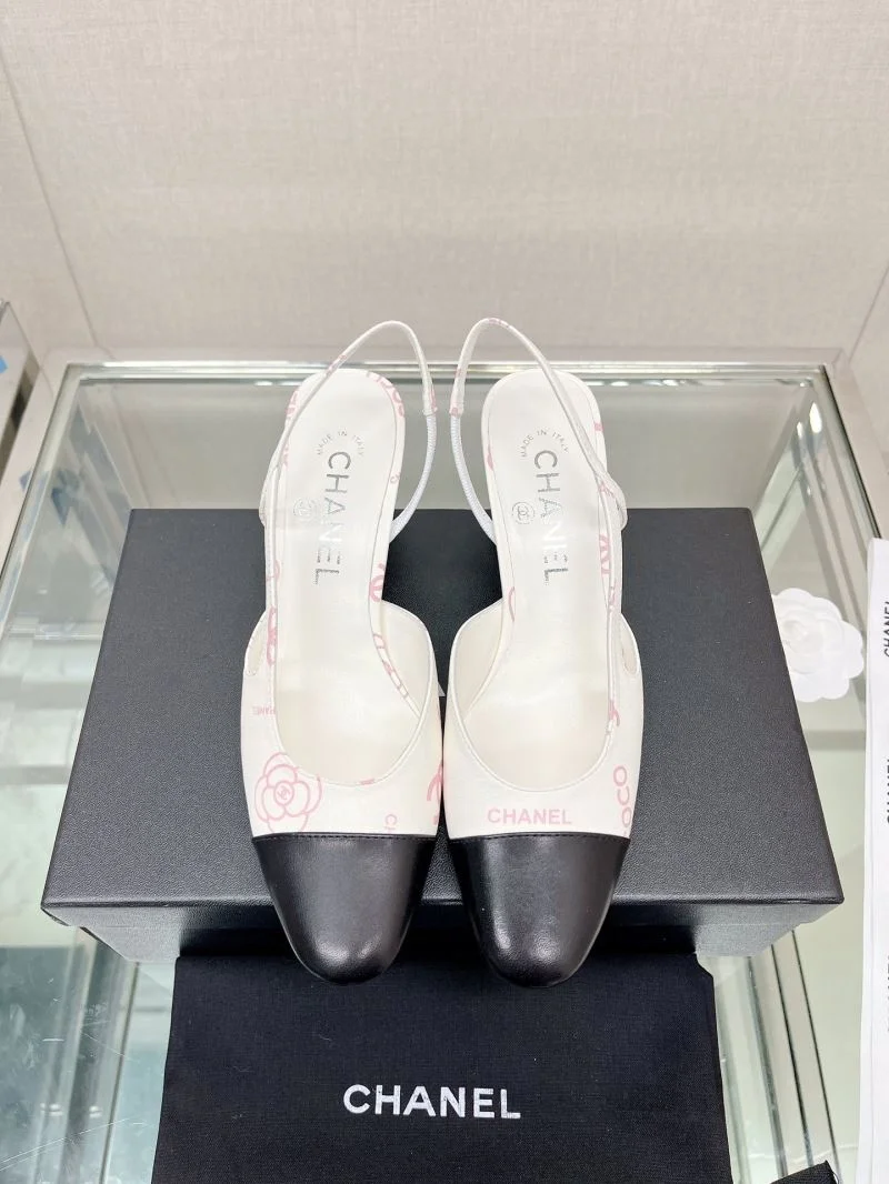 Snug Chanel Sandals 20050