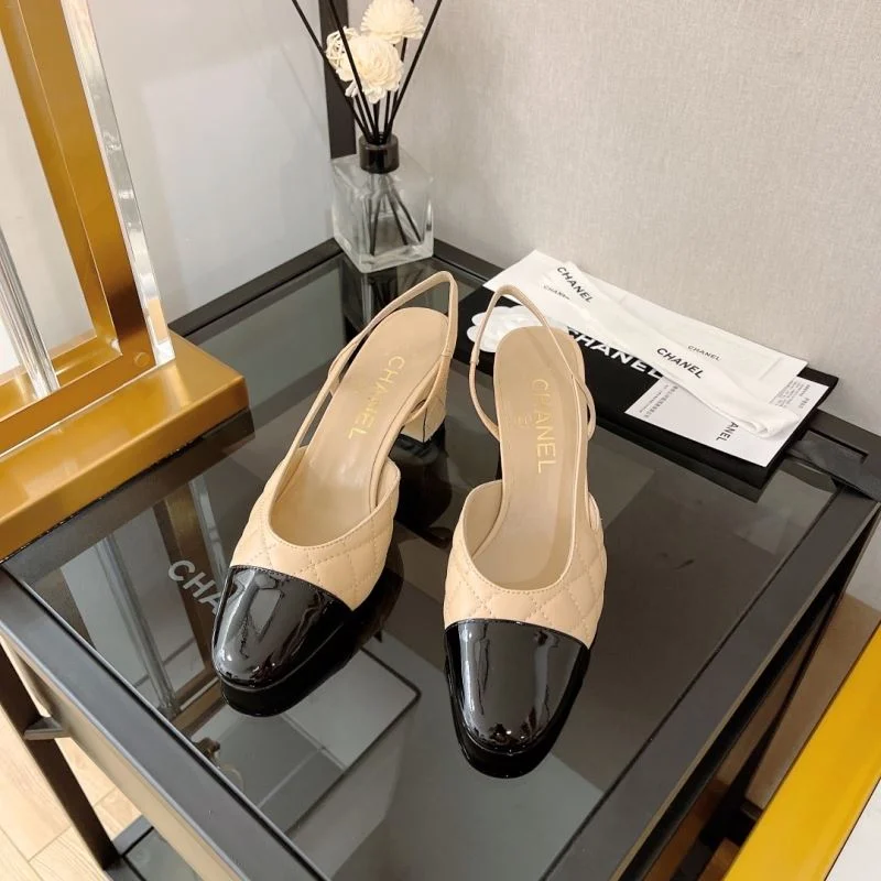 Chanel Sandals Unique 20042