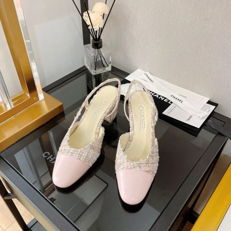 Classic Chanel Sandals 20018