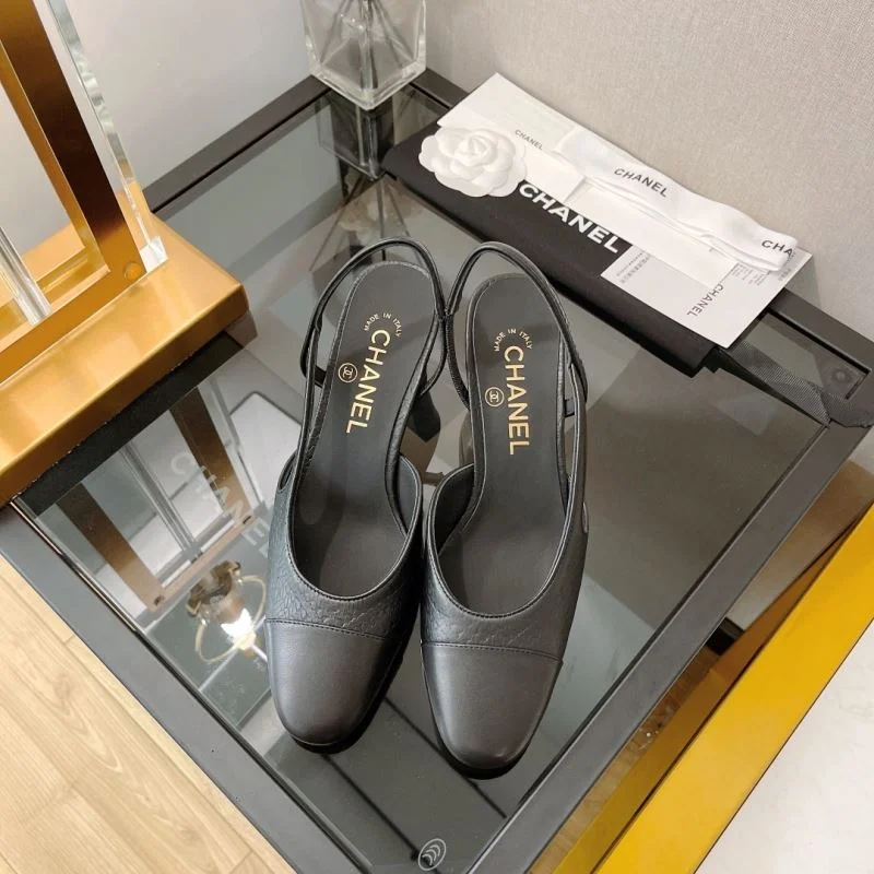 Chanel Sandals Sleek 20012