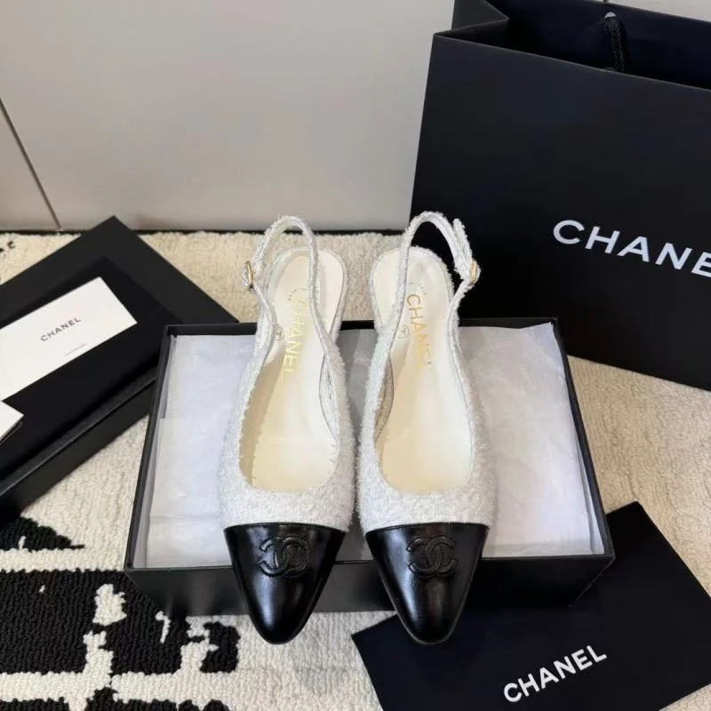Bright Chanel Sandals 20067