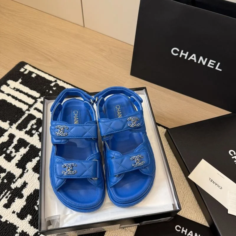 Fashionable Chanel Sandals 19982