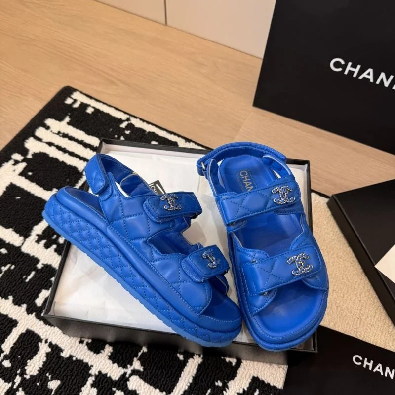 Fashionable Chanel Sandals 19982