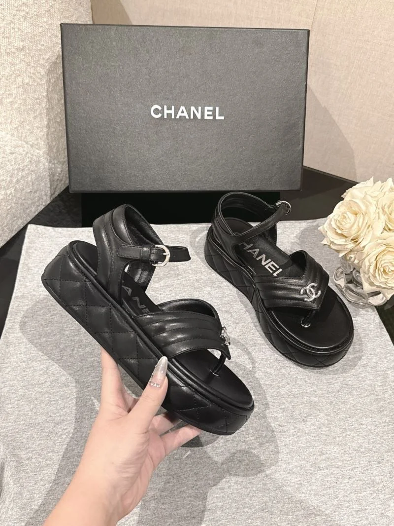 WrinkleFree Chanel Sandals 19965