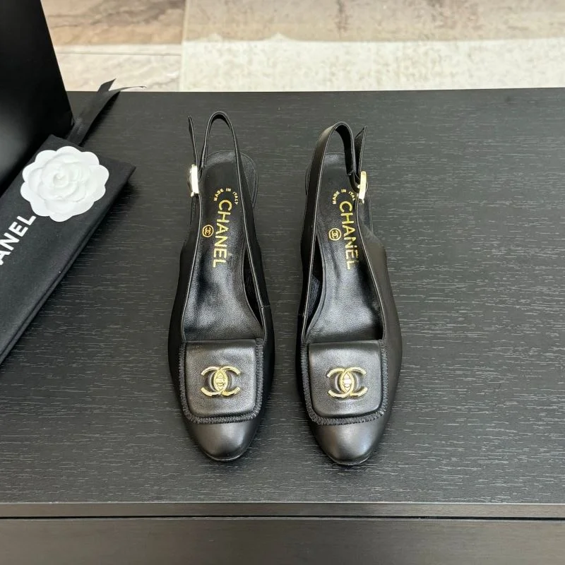 Efficient Chanel Sandals 19961